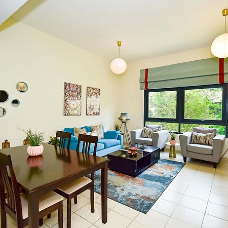 Luxury Escapes - Lovely 1 Bedroom Apartment In Nakheel The Greens ドバイ エクステリア 写真